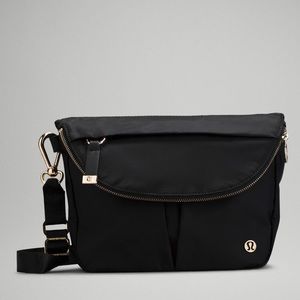 Lululemon All Night Festival Bag